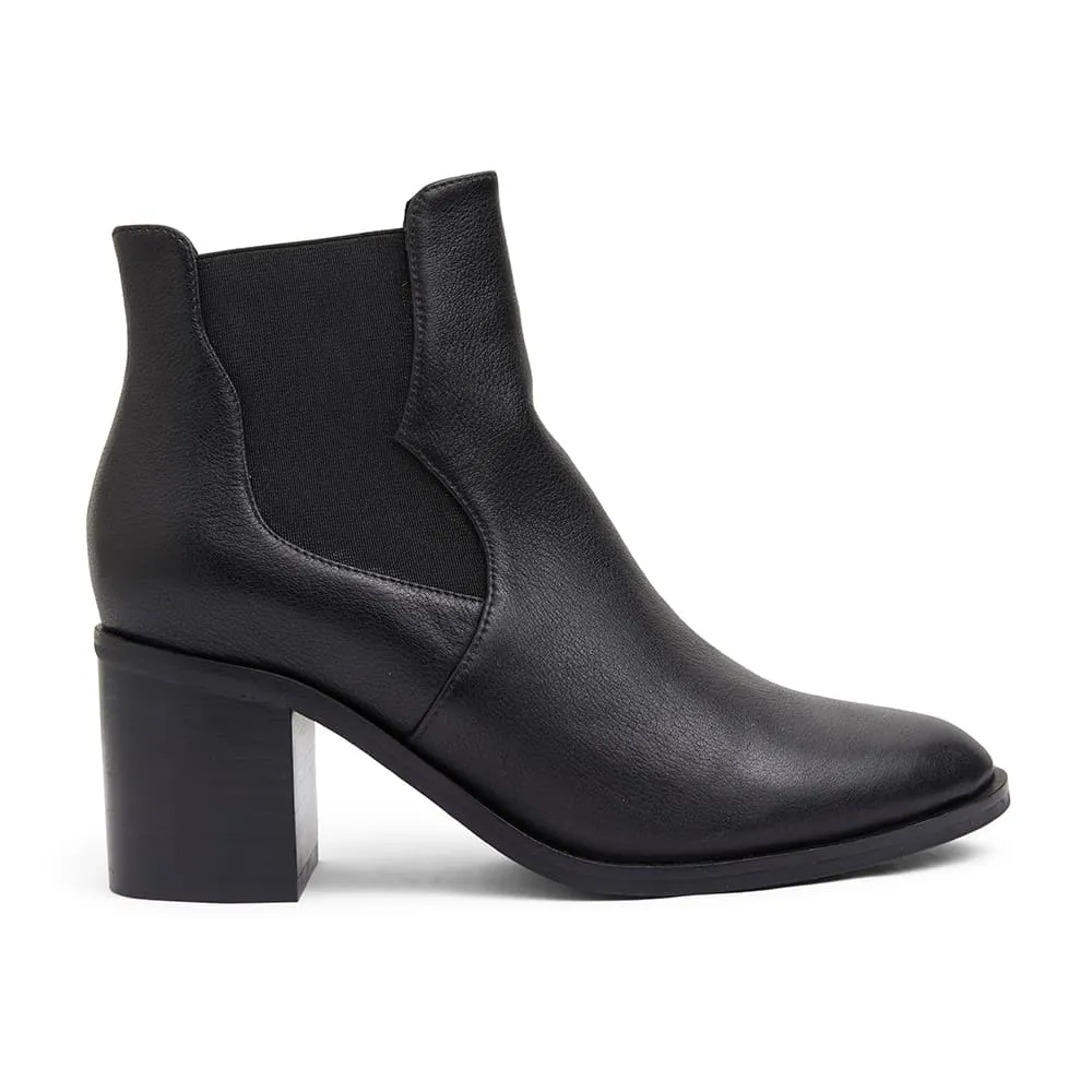 Doltone Boot in Black Leather