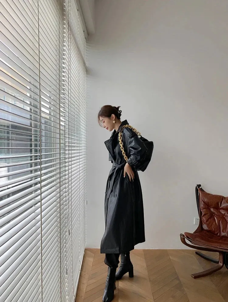 Elegant Long Leather Coat With Belt for Women | Ideal for Winter