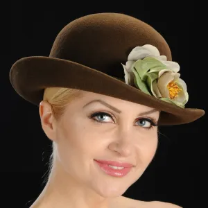 FW1123 Brown felt winter hat  with velvet cream and green flower