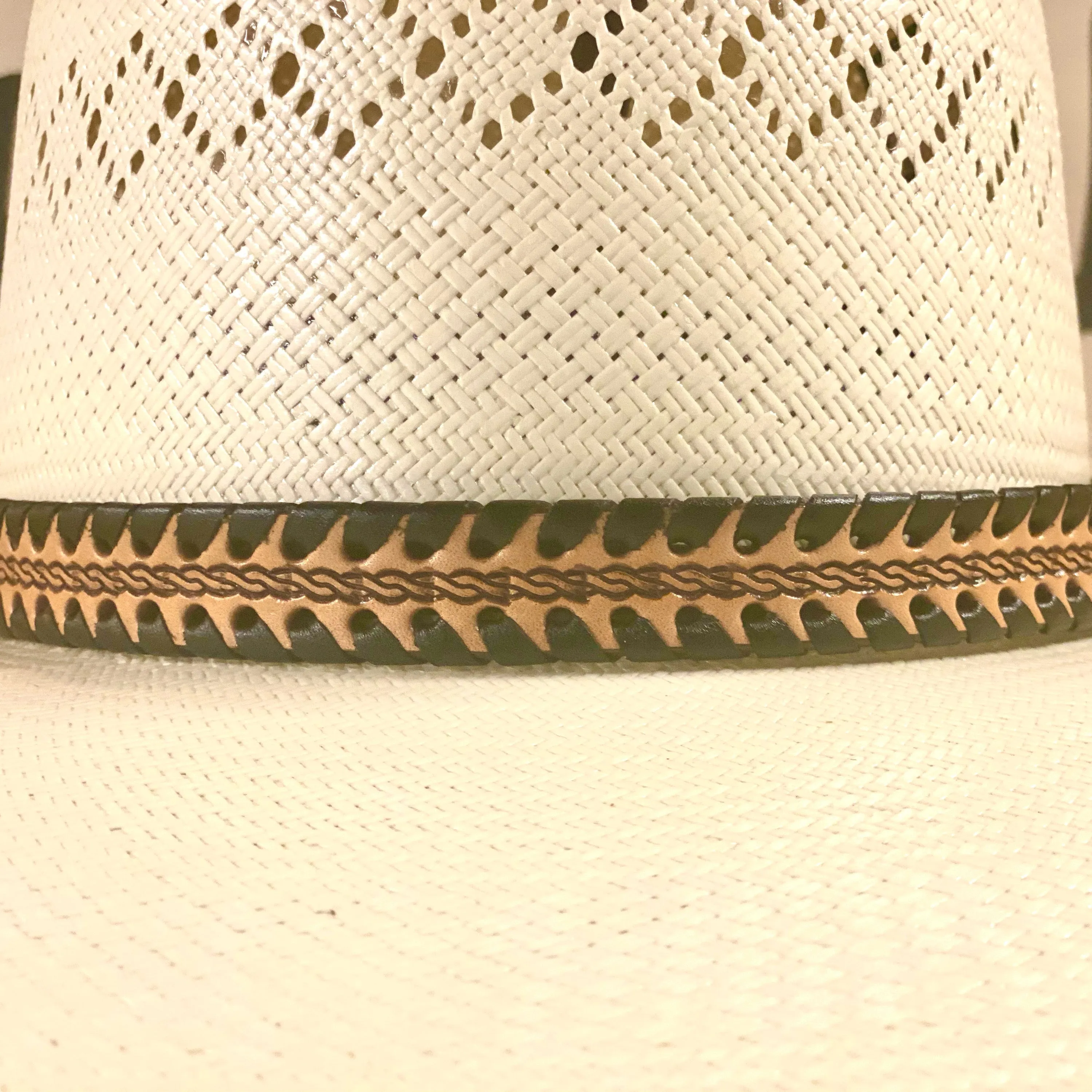 Hatband HB76-3 | 3/4" Tan Leather w/ Black Whipstitch