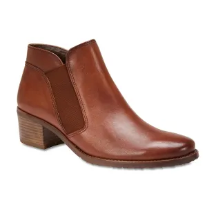 James Boot in Tan Leather