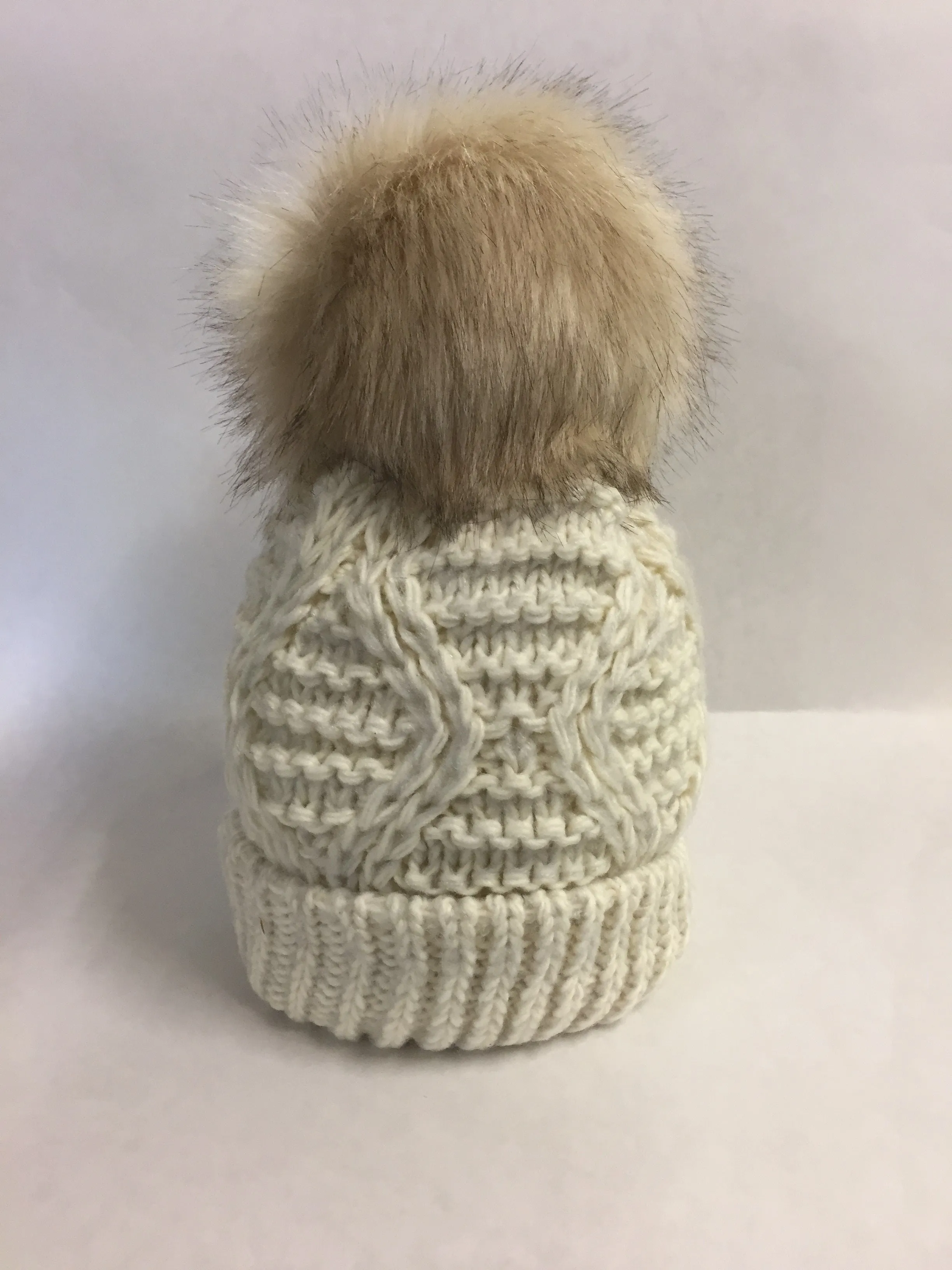 John Norris Cable Knit Fur Bobble Hat - Cream/Mink Pom