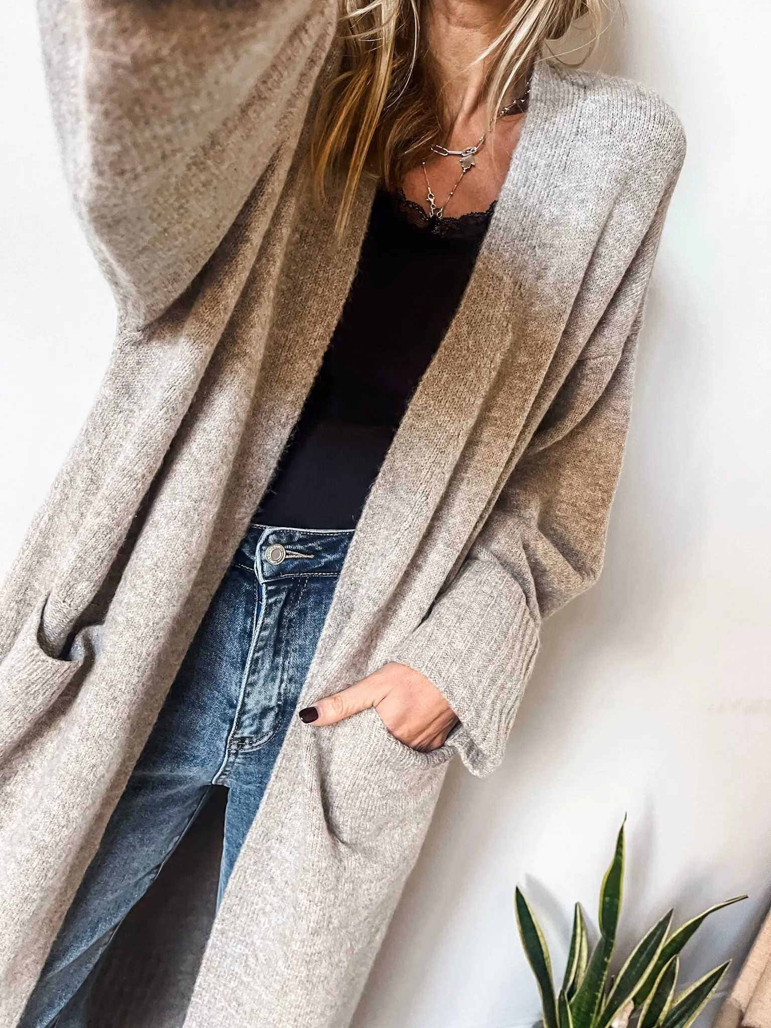 Long Pocket Front Knit Cardigan