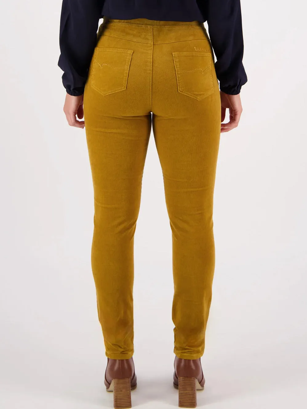 VASSALLI SKINNY PULL ON CORD PANT