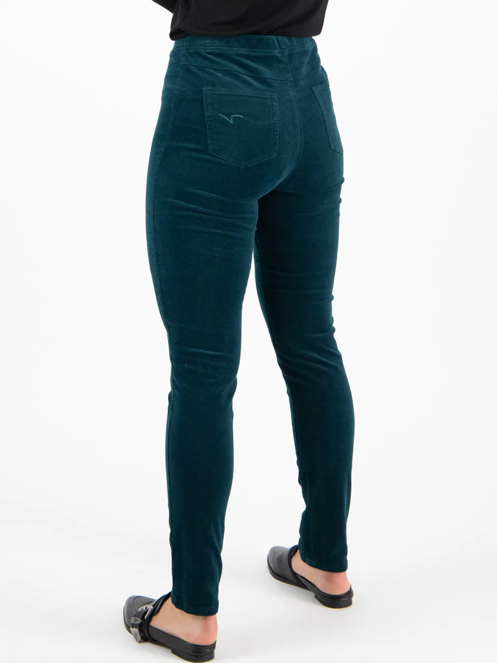 VASSALLI SKINNY PULL ON CORD PANT